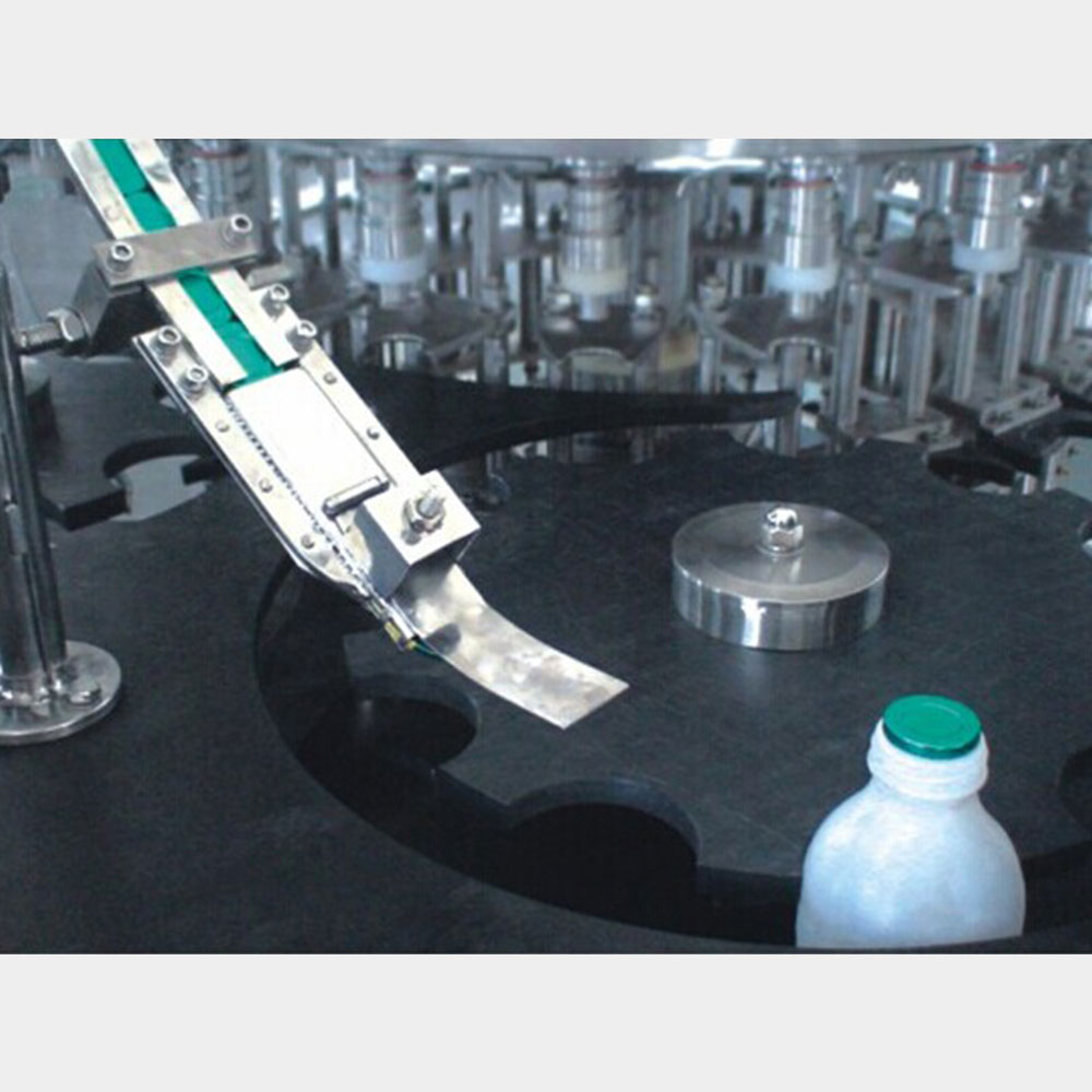 Milk Filling Aluminum Foil Sealing Machine(MFS12-10)